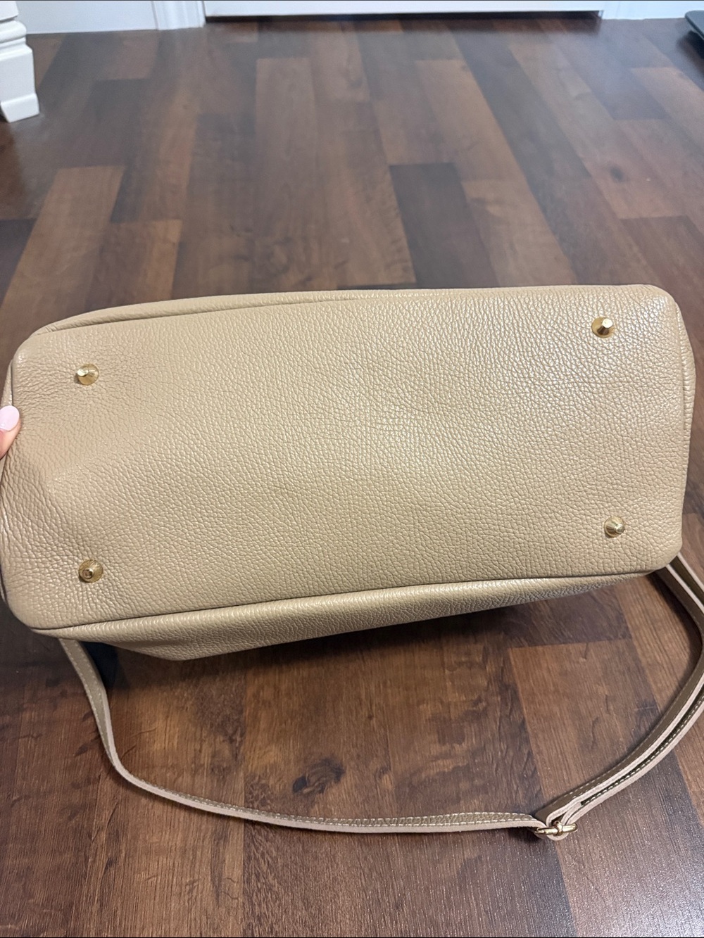 MADBAG Classic Structured WomenbBag in Beige - Picture 5 of 6